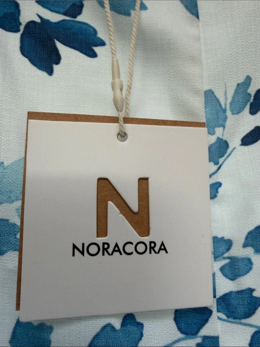 Nora Cora Navy Leaf-Print White Jumpsuit nwt - Picture 8 of 13